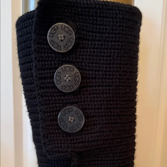 UGG - Classic Candy II Black Knit Button Boots (sz 8) - Picture 2 of 6